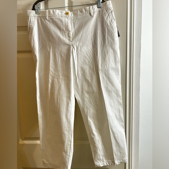 Talbots Pants - NWT Talbots Women’s Relaxes Chino Ankle‎ Length Size 18